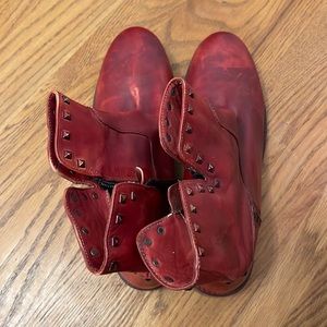 Red letter half boots